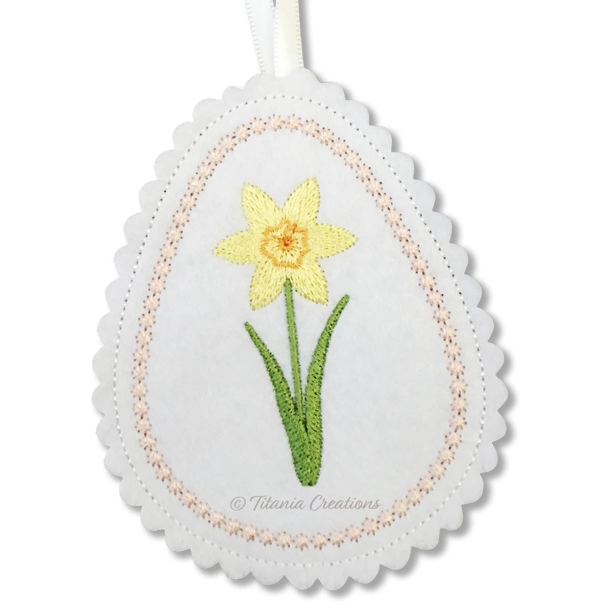 ITH Easter Daffodil Ornament 4x4