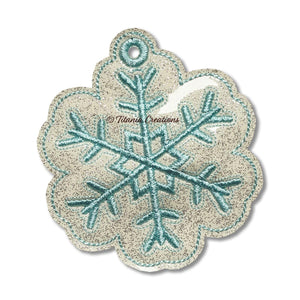ITH Snowflake Eyelet Fob 4x4