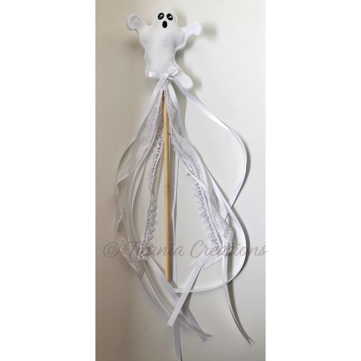 ITH Ghost Halloween Wand 4x4