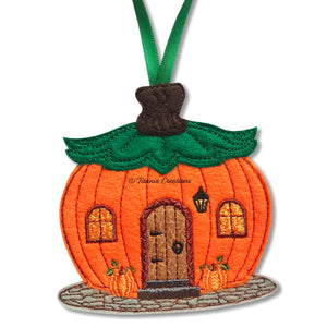 ITH Pumpkin House Hanger 4x4