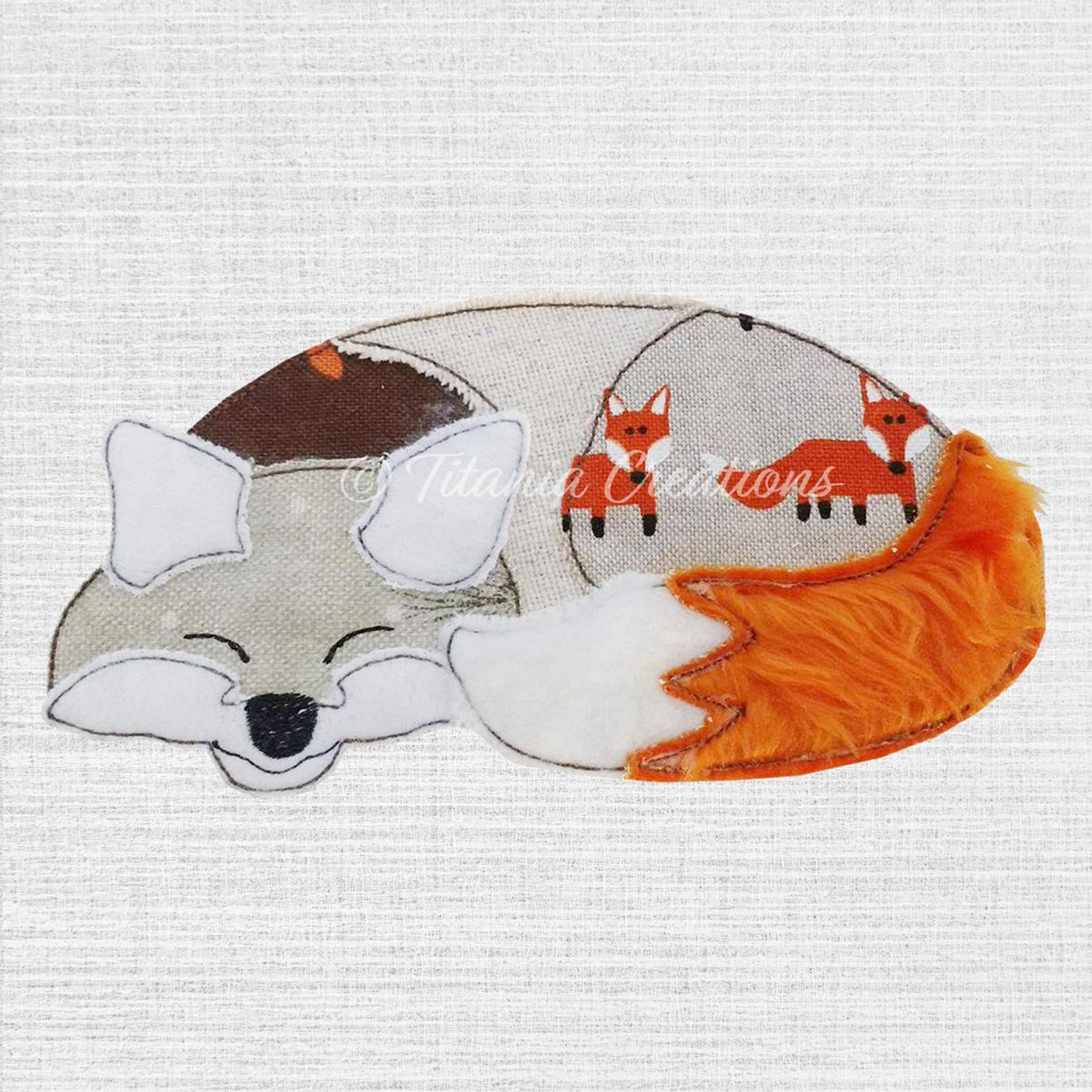 Raw Edge Applique Sleeping Fox 5x7, 6x10, 8x12