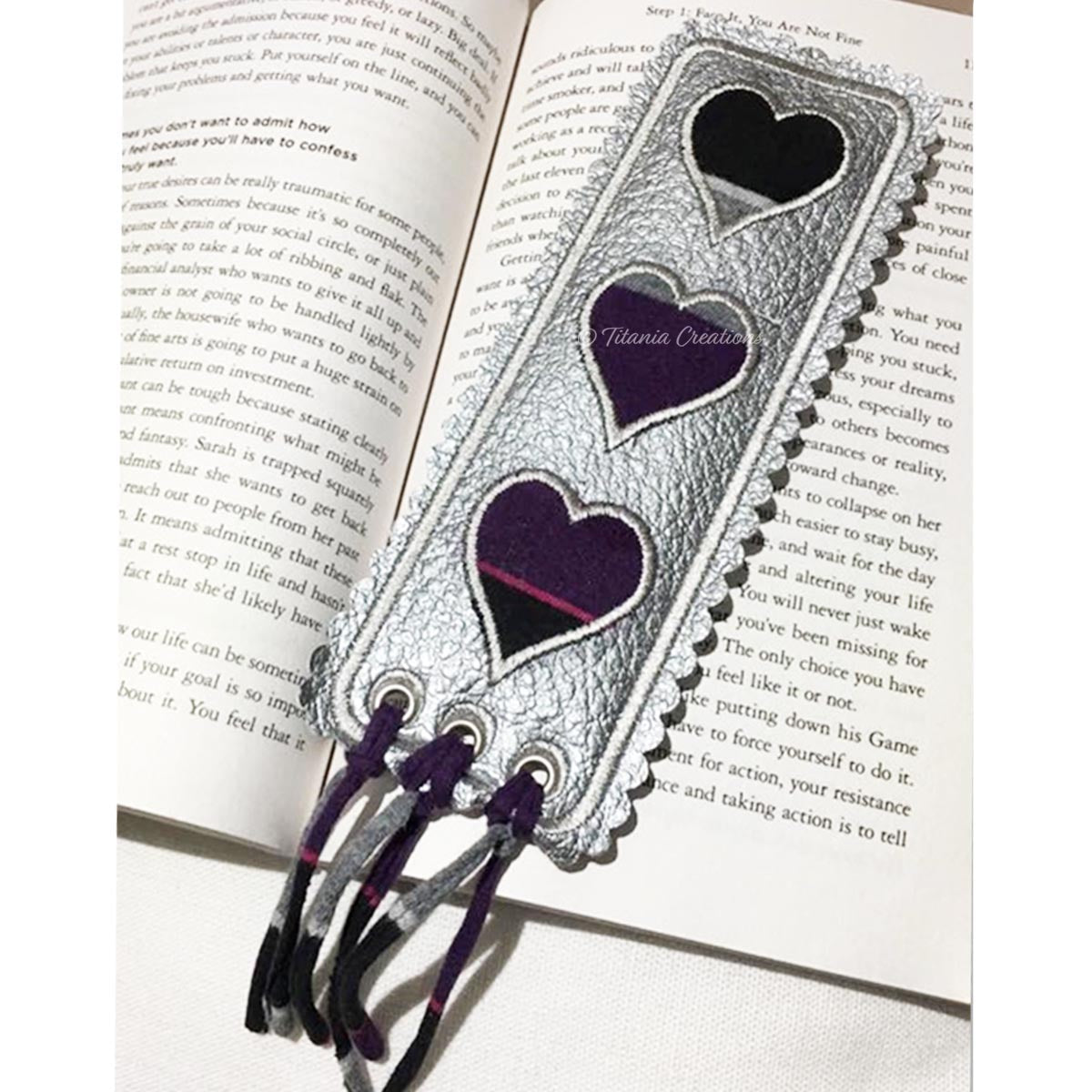 ITH Applique Heart Bookmark 5x7