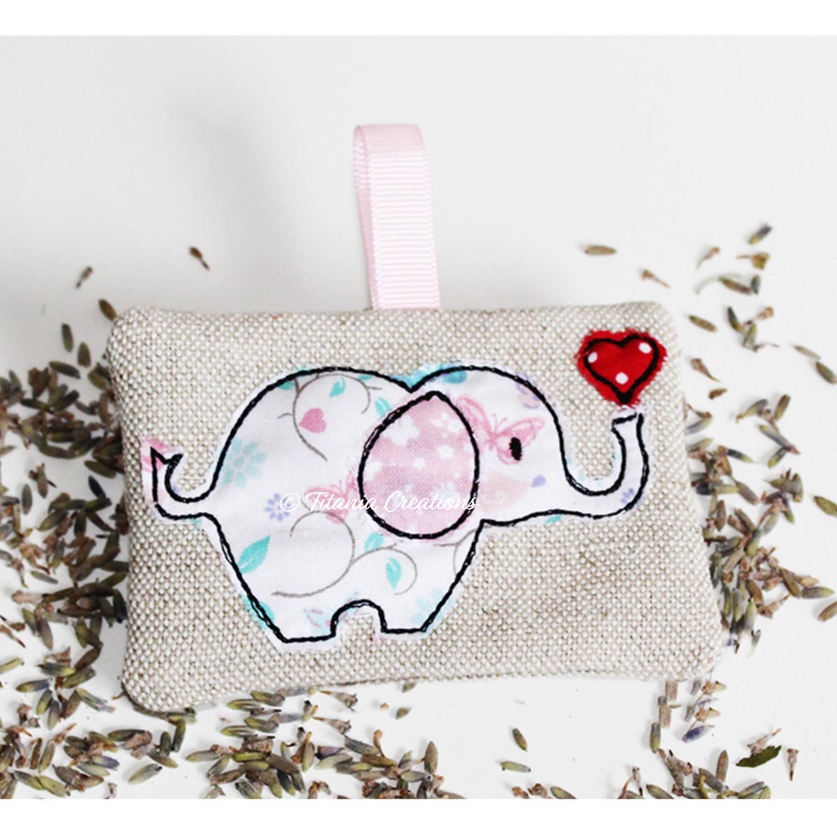 ITH Applique ELEPHANT Lavender Sachet 4x4