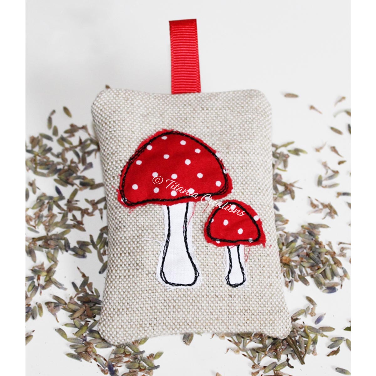 ITH Applique MUSHROOMS Lavender Sachet 4x4