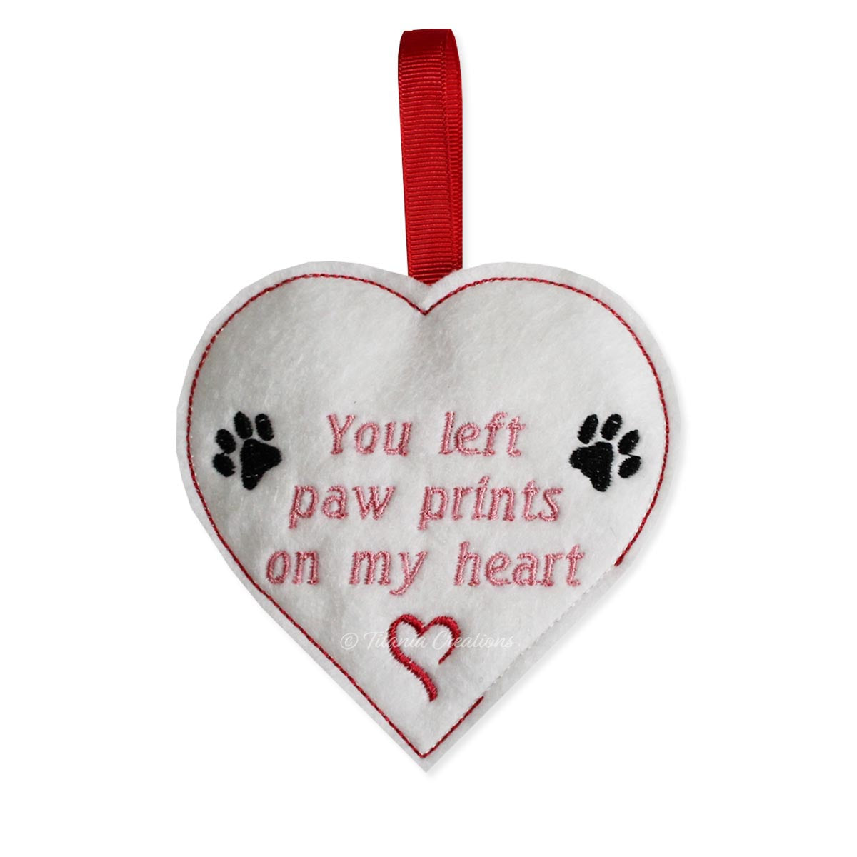 ITH Paw Prints Heart 4x4