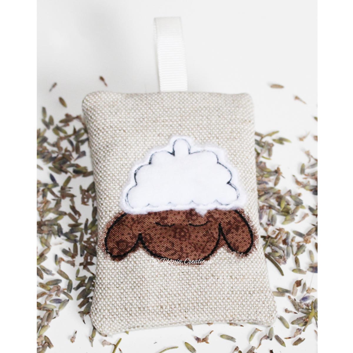 ITH Applique SHEEP Lavender Sachet 4x4
