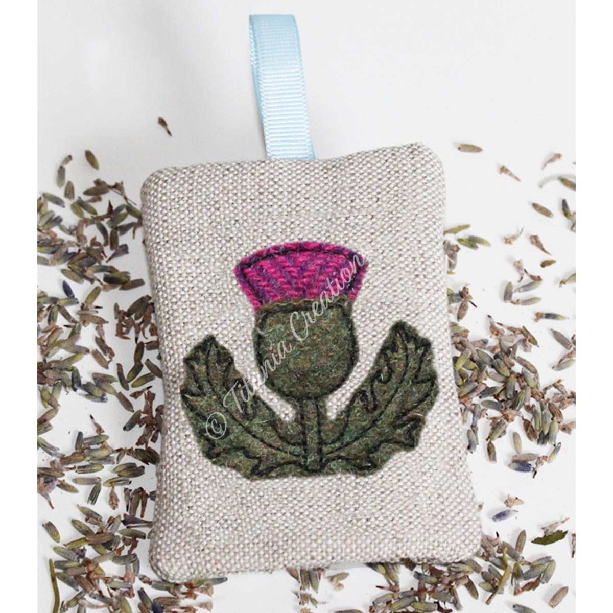 ITH Applique THISTLE Lavender Sachet 4x4